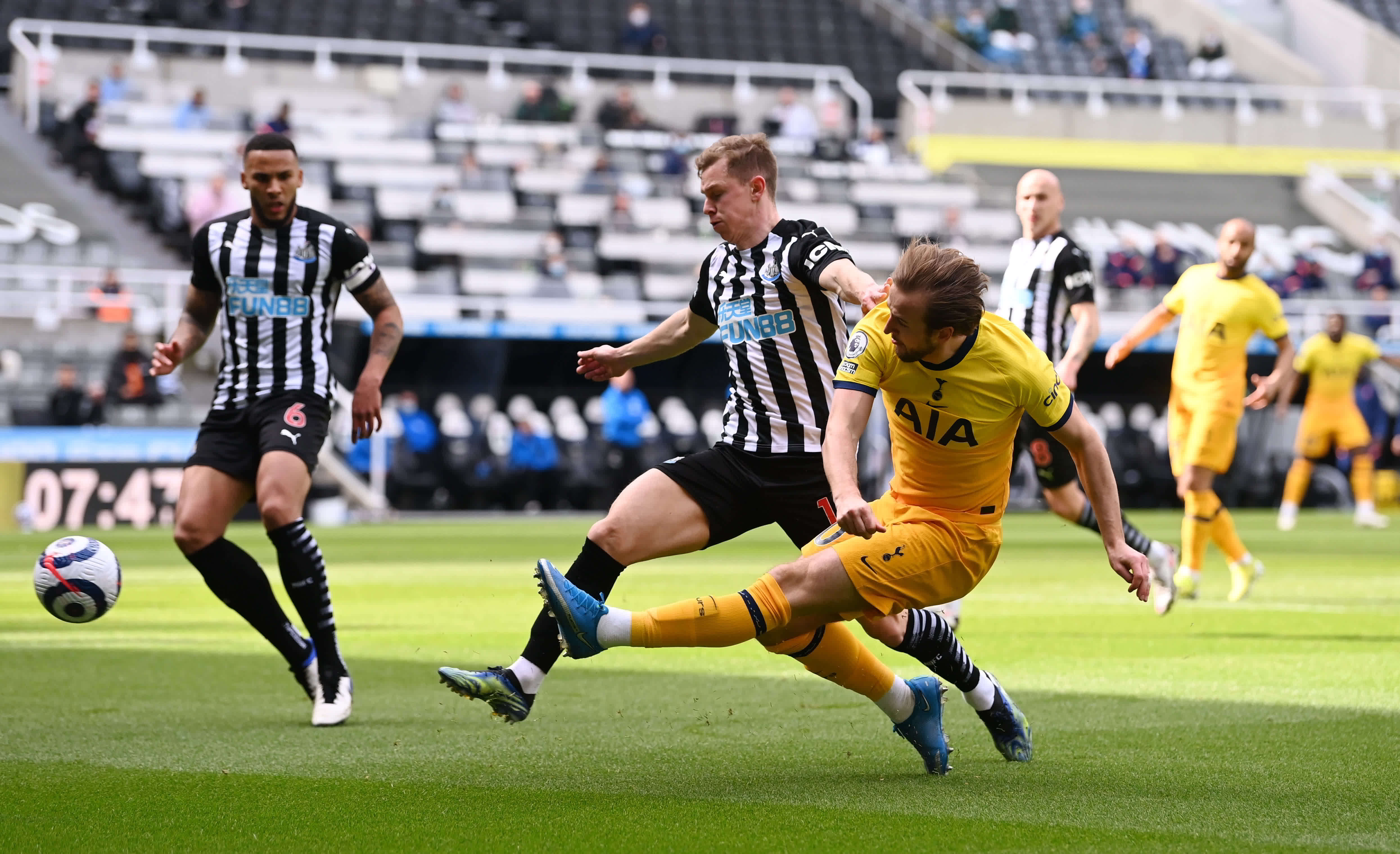 他善于与球 他善于与球