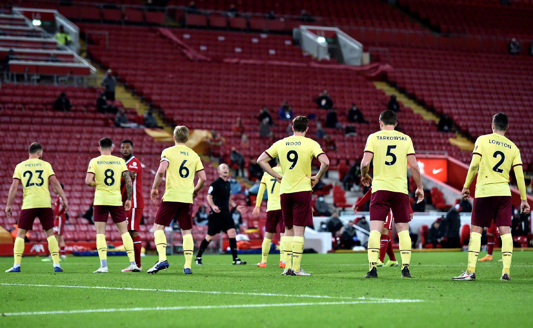 抵达伦敦 抵达伦敦