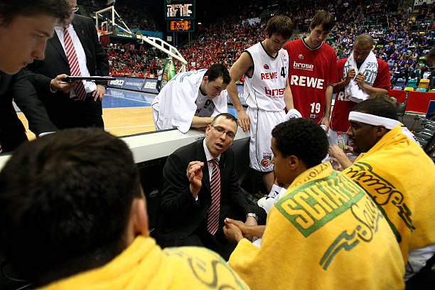 巴特勒与追 巴特勒与追